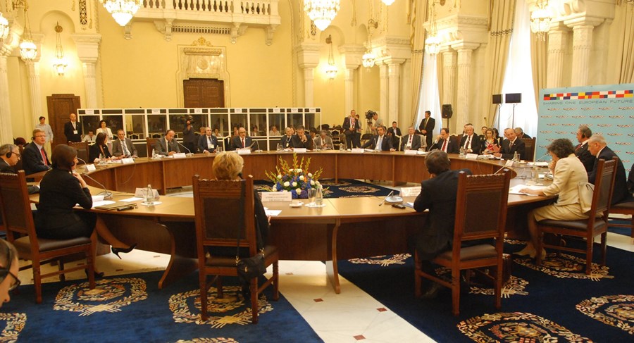 A Turkish delegation attended the South-East European Cooperation Process (SEECP) summit in Bucharest, Romania on June 25, 2014.  AA PHOTO /  KURBANİ GEYİK