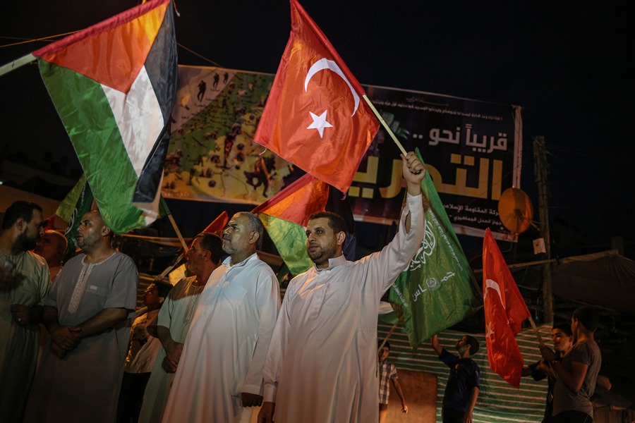 Conflicting Reactions in the Middle East towards the Coup Attempt