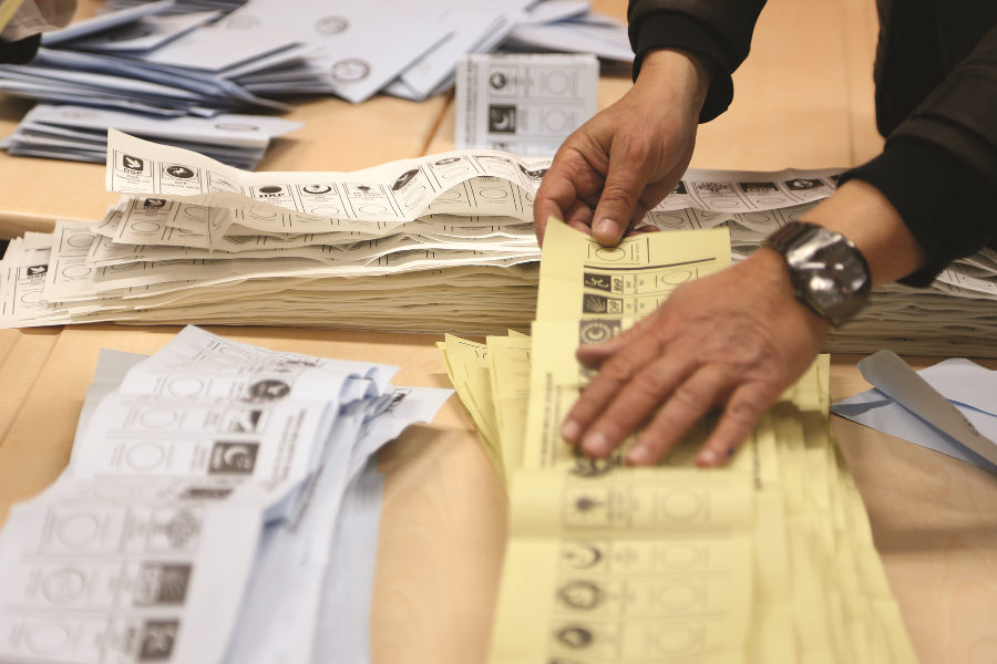 Issues Elections And Turkish Democracy Insight Turkey