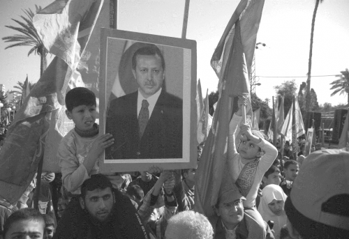 The Arab Uprisings Debating the Turkish Model